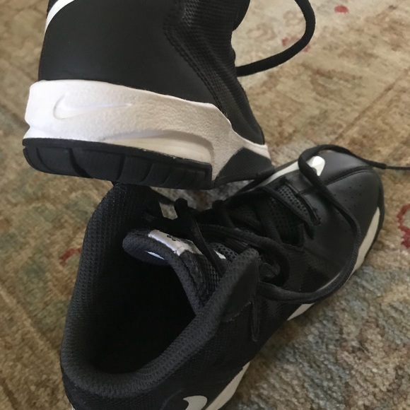 Nike Stutter Step 2 Basketball Shoes - Picture 5 of 6